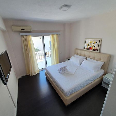 Hotel Aloha Sarandë Exterior foto
